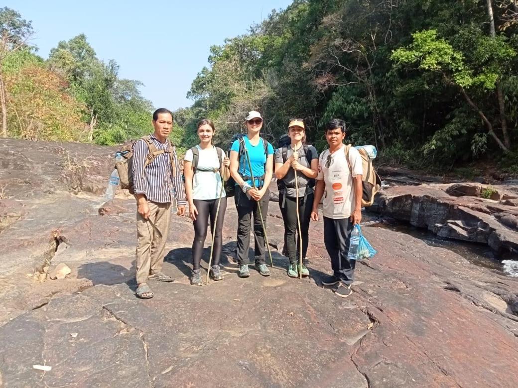 Ratanakiri Farmhouse & Trekking バンラング エクステリア 写真
