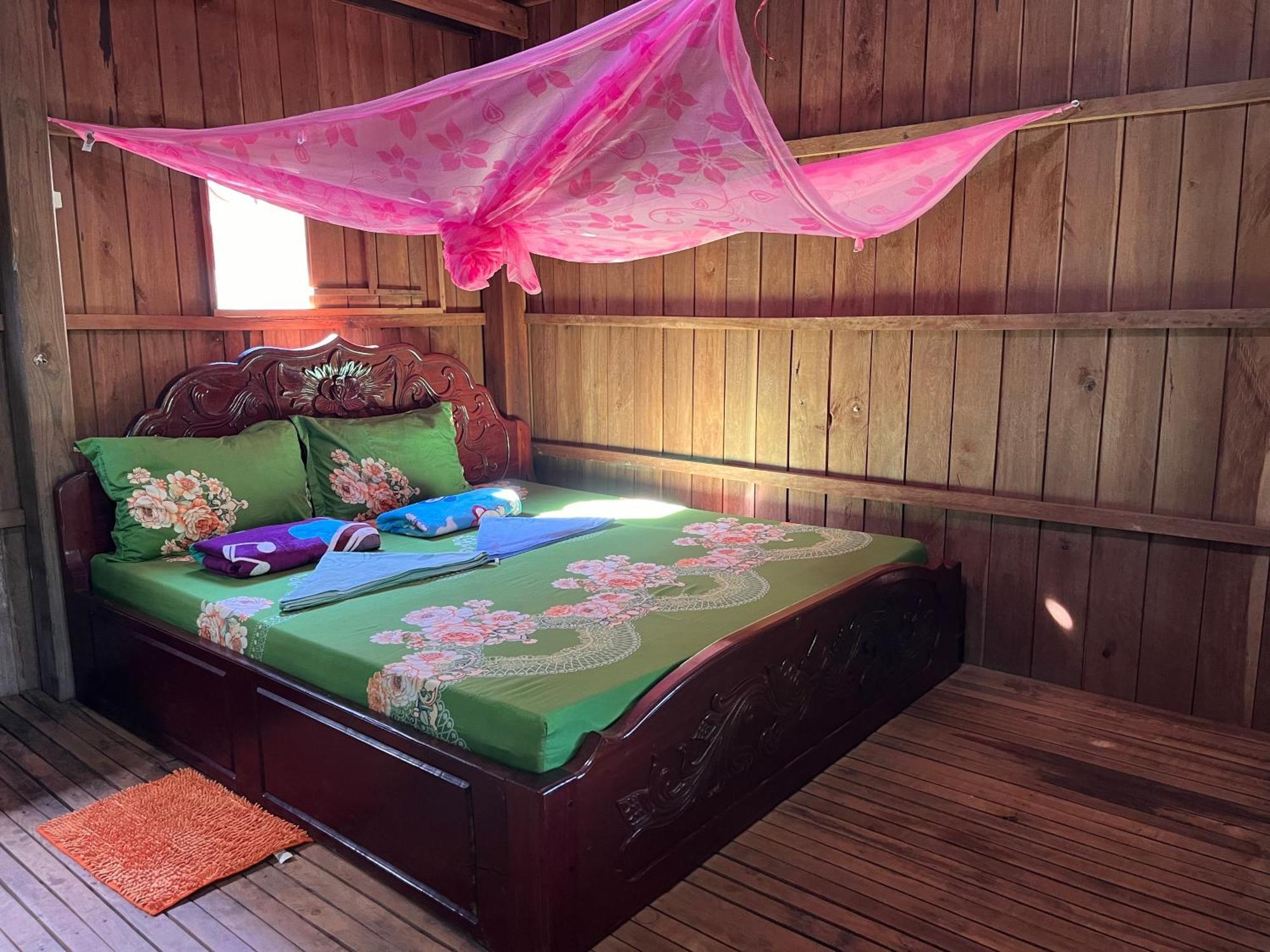 Ratanakiri Farmhouse & Trekking バンラング エクステリア 写真