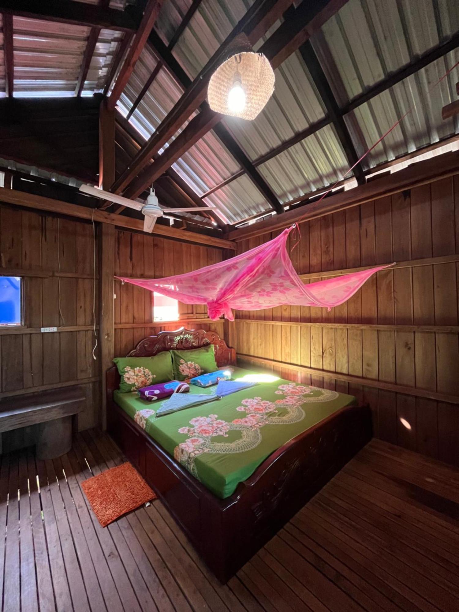 Ratanakiri Farmhouse & Trekking バンラング エクステリア 写真